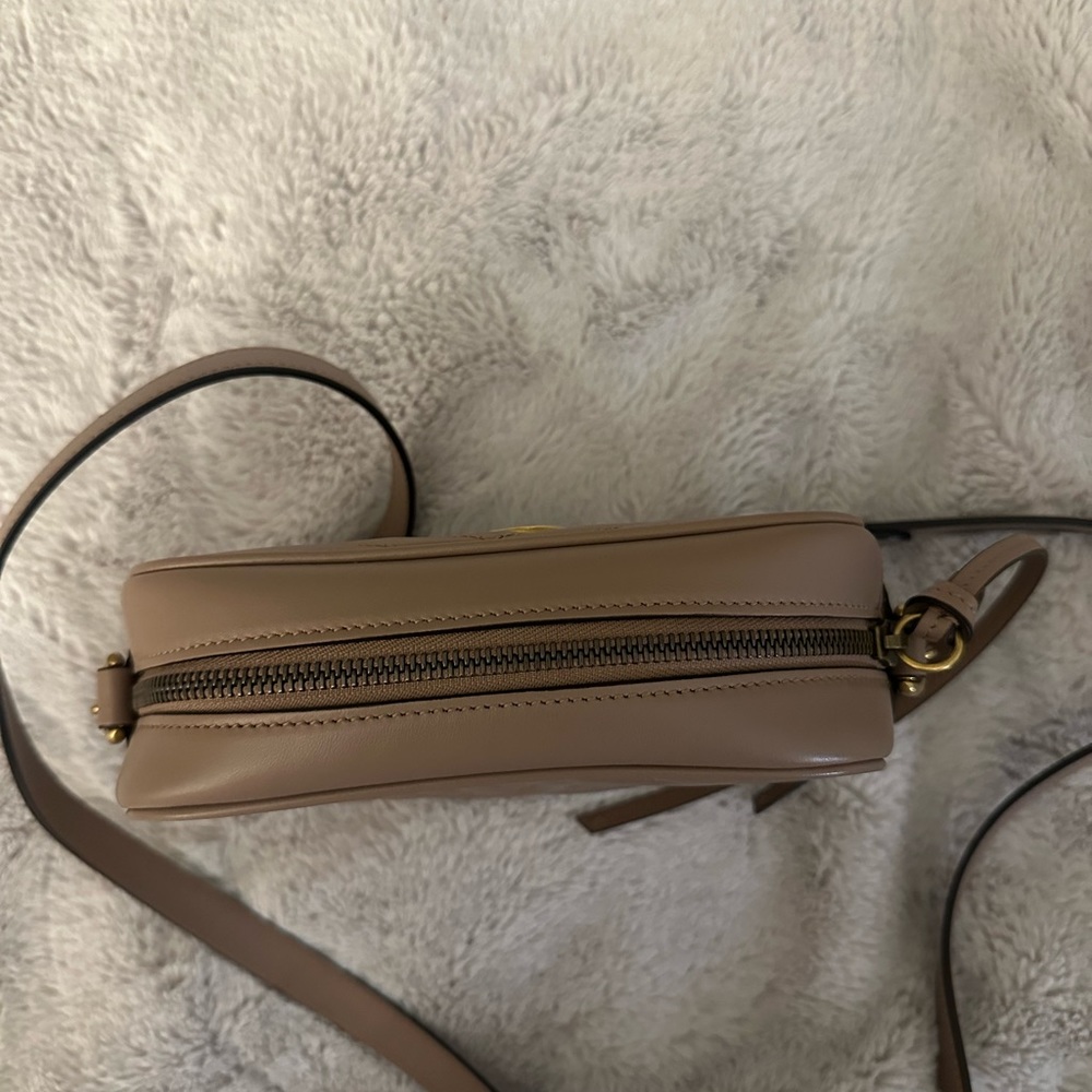 GUCCI GG MARMONT MINI SHOULDER BAG - Picture 5 of 9